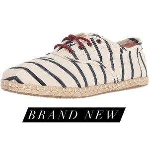 *NIB* TOMS Stripe Cordones Espadrilles 🏝